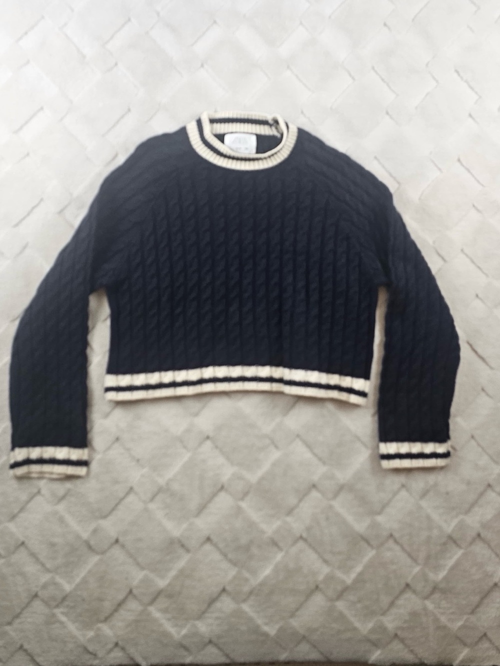 Zara Cable Knit Cropped Sweater Youth Girls 13-14 Navy Blue with Cream Trim